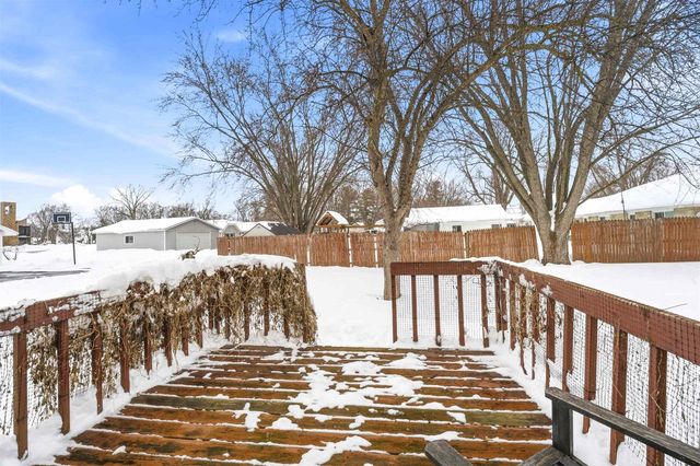 W7704 RAILROAD STREET, Shiocton, WI 54170