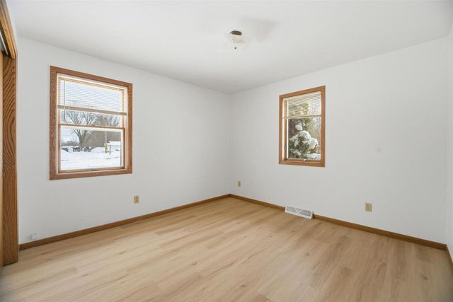 W7704 RAILROAD STREET, Shiocton, WI 54170