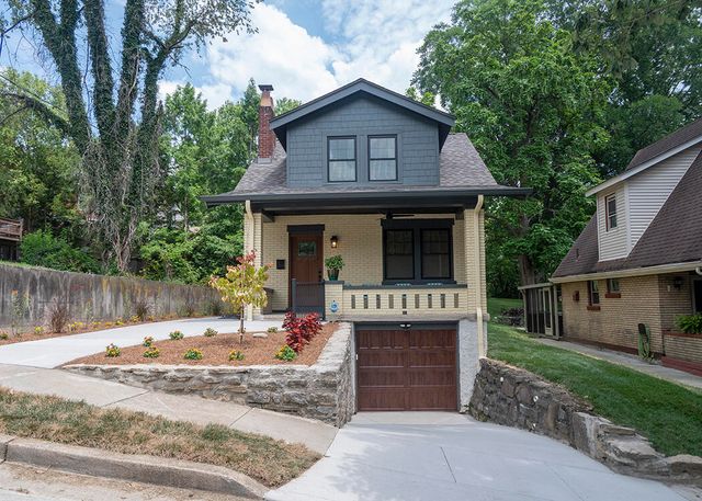 2308 Greenup Street, Covington, KY 41014