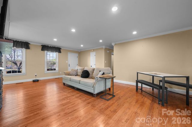 1315 Pear Drive, Conover, NC 28613