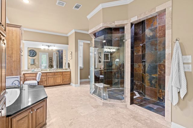 216 Seminole Lane, Maumelle, AR 72113