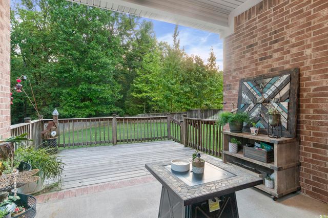 216 Seminole Lane, Maumelle, AR 72113