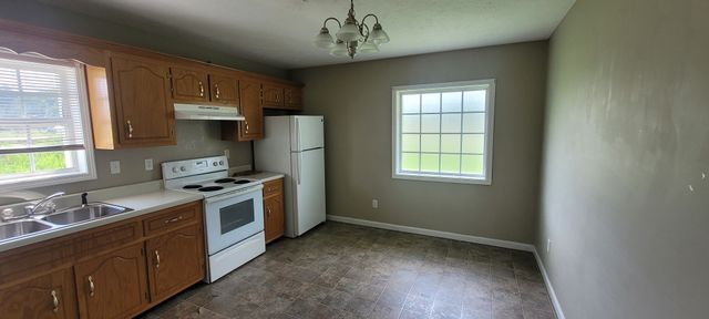1102 Highway 79, Dover, TN 37058