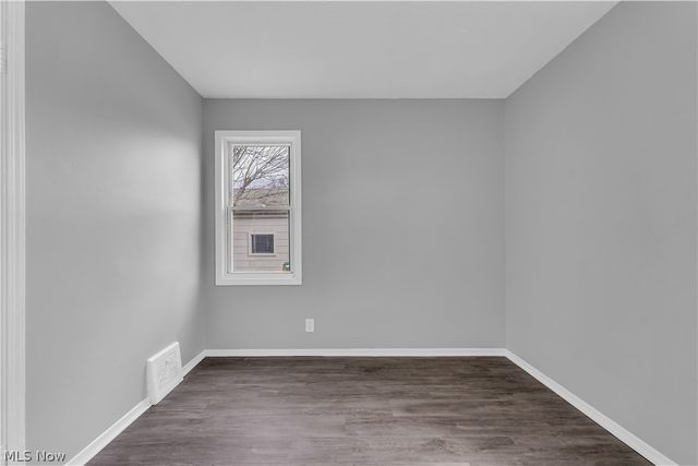 19703 Fairway Avenue, Maple Heights, OH 44137