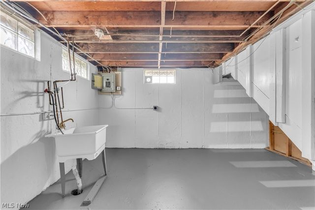 19703 Fairway Avenue, Maple Heights, OH 44137