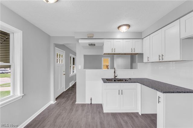 19703 Fairway Avenue, Maple Heights, OH 44137