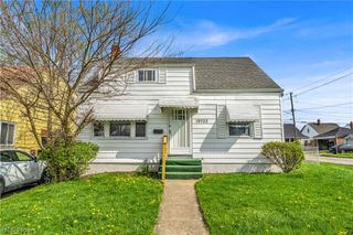 19703 Fairway Avenue, Maple Heights, OH 44137