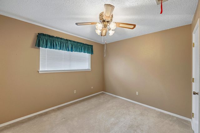1100 Purdue Drive, Arlington, TX 76012