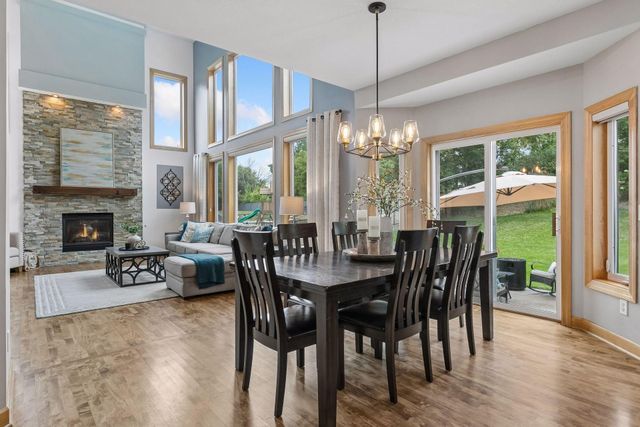 8053 Enclave Bay, Woodbury, MN 55125
