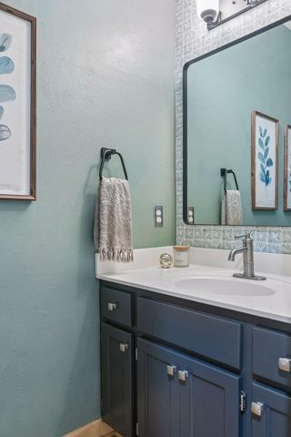 8053 Enclave Bay, Woodbury, MN 55125