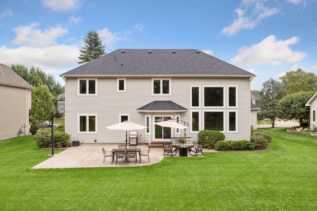 8053 Enclave Bay, Woodbury, MN 55125
