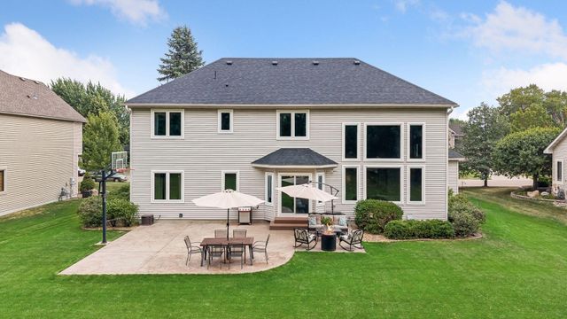 8053 Enclave Bay, Woodbury, MN 55125