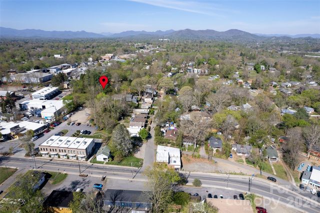 197 Deaver Street, Asheville, NC 28806
