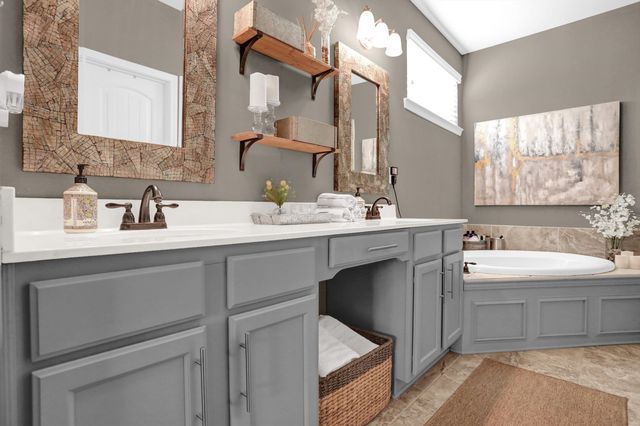 9931 CHIVAS DR, Cordova, TN 38016