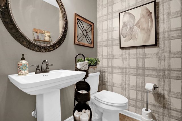 9931 CHIVAS DR, Cordova, TN 38016