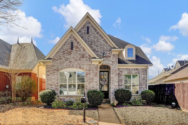 9931 CHIVAS DR, Cordova, TN 38016