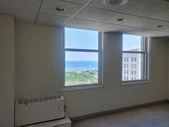 111 N Wabash Avenue 2122, Chicago, IL 60602