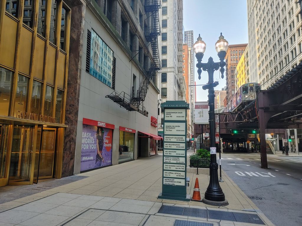 111 N Wabash Avenue 2122, Chicago, IL 60602