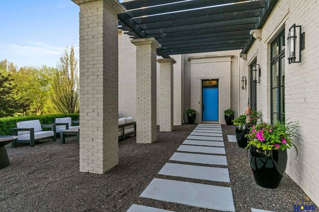 858 Capitola Drive, Lincoln, NE 68512