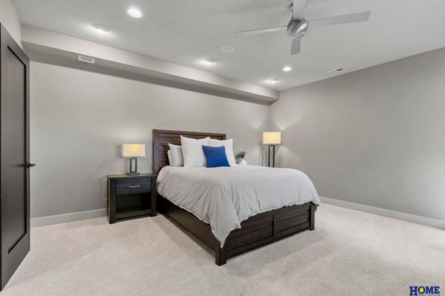 858 Capitola Drive, Lincoln, NE 68512