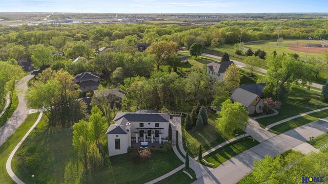 858 Capitola Drive, Lincoln, NE 68512