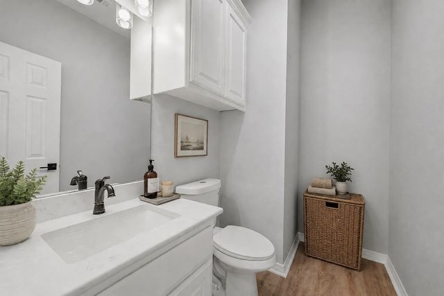 810 Plum Hollow Drive, College Station, TX 77845