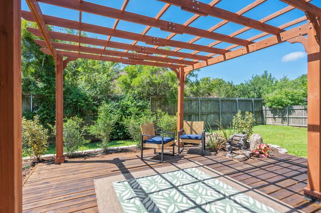 810 Plum Hollow Drive, College Station, TX 77845