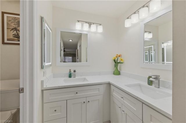 500 Veranda WAY A205, Naples, FL 34104