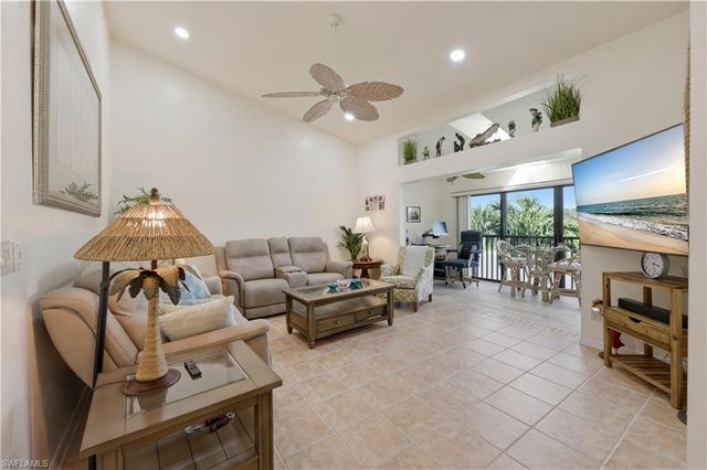 500 Veranda WAY A205, Naples, FL 34104