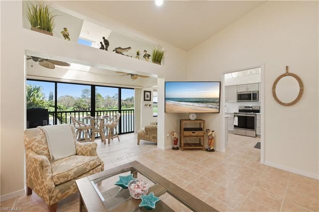 500 Veranda WAY A205, Naples, FL 34104