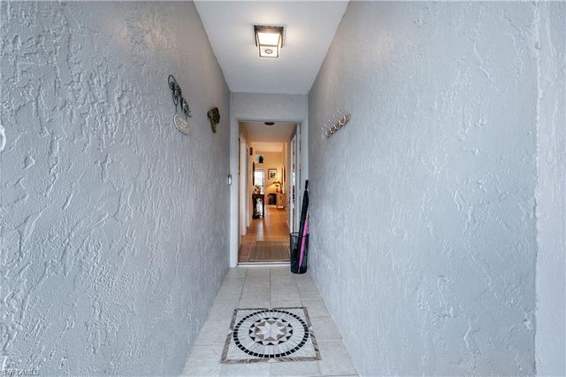 500 Veranda WAY A205, Naples, FL 34104