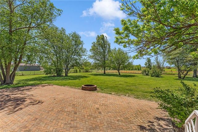 9335 SW 61st Street, Topeka, KS 66610