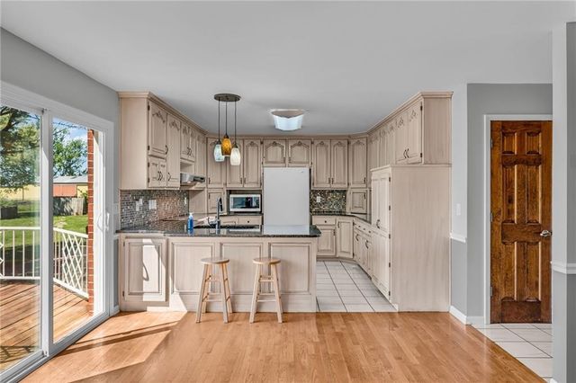 9335 SW 61st Street, Topeka, KS 66610