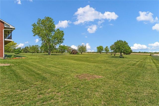 9335 SW 61st Street, Topeka, KS 66610