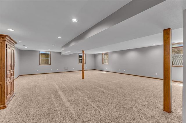 9335 SW 61st Street, Topeka, KS 66610