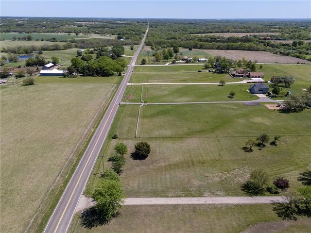 9335 SW 61st Street, Topeka, KS 66610