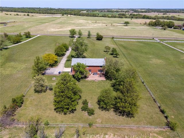 9335 SW 61st Street, Topeka, KS 66610