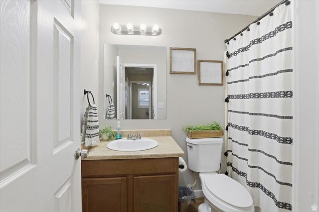 1154 W 2600 N, Clinton, UT 84015