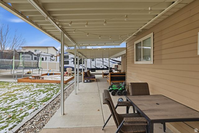 1154 W 2600 N, Clinton, UT 84015