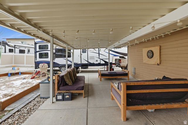 1154 W 2600 N, Clinton, UT 84015