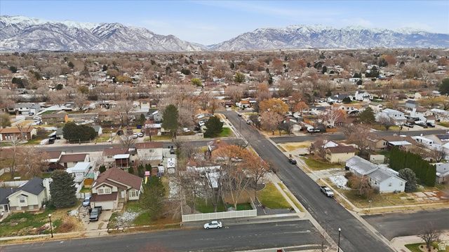 1154 W 2600 N, Clinton, UT 84015