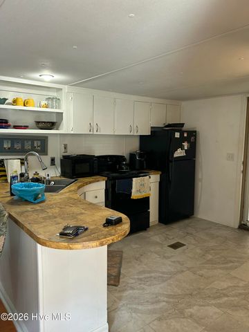 1743 Pompano Street SW, Shallotte, NC 28470