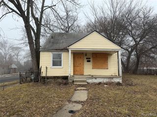 12705 Flanders Street, Detroit, MI 48205