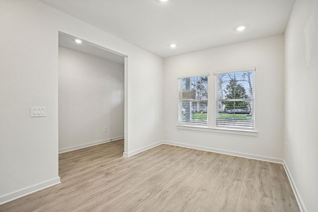 126 Vanguard Drive, La Vergne, TN 37086