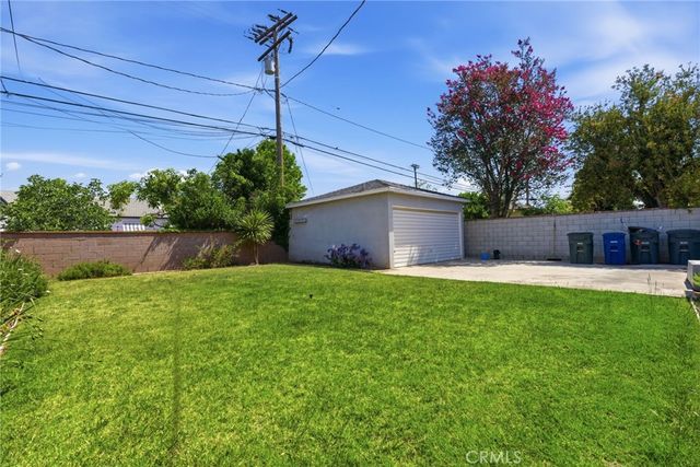 3537 Centralia, Lakewood, CA 90712