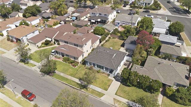 3537 Centralia, Lakewood, CA 90712