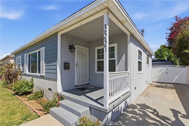 3537 Centralia, Lakewood, CA 90712