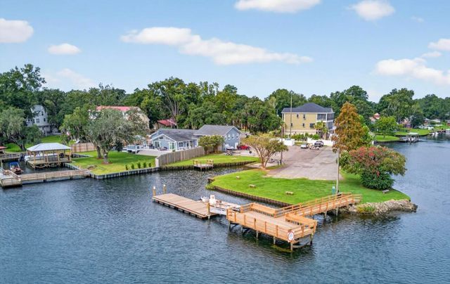 1813 Fishing Island Road, Moncks Corner, SC 29461