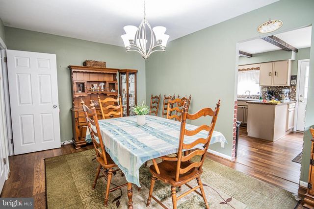 7242 VALLEY AVE, Philadelphia, PA 19128