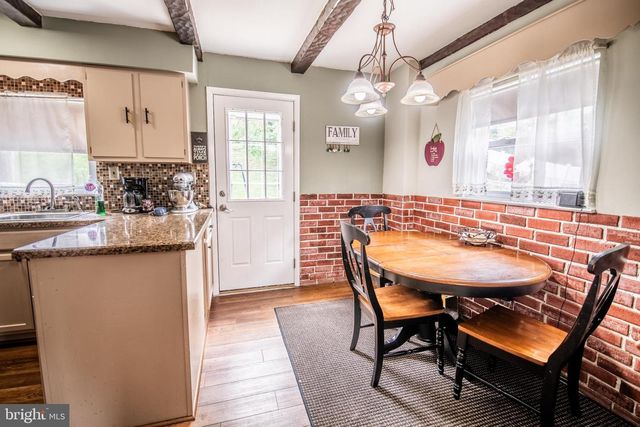7242 VALLEY AVE, Philadelphia, PA 19128